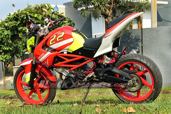  Motor Drag Ninja Modifikasi Motor Honda CS1 Adopsi Kaki 