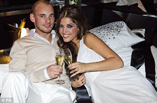 Wesley Sneijder with Wife