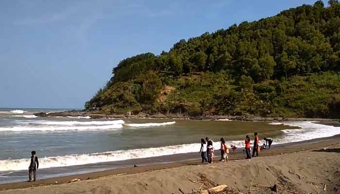 Pantai Terindah di Kebumen