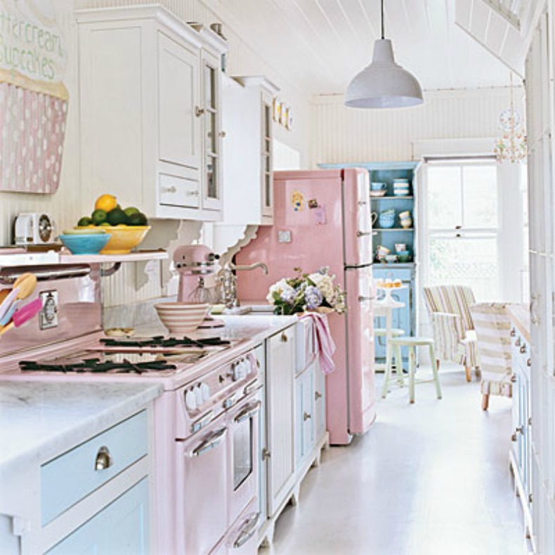 Coastal Home: Inspirations on the Horizon: Shabby Chic Coastal