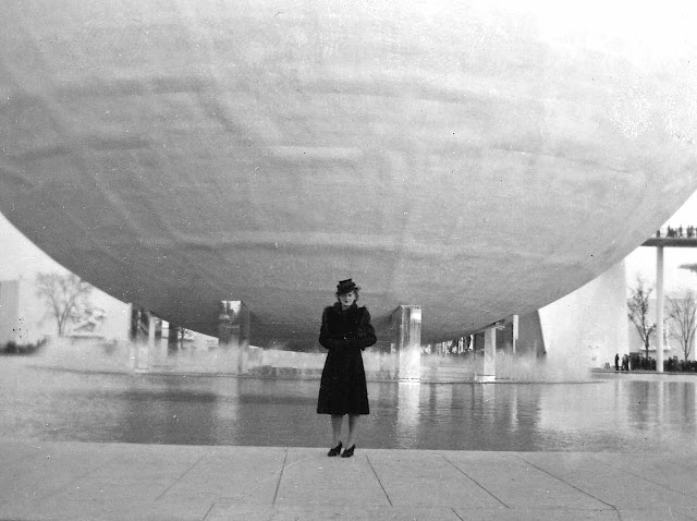 1939 NY World's Fair photograph