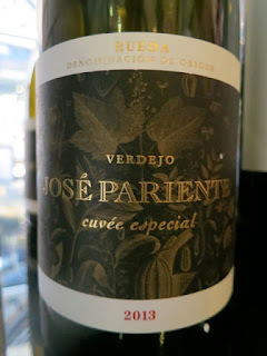 Bodegas José Pariente Cuveé Especial 2013 - DO Rueda, Spain (90 pts)