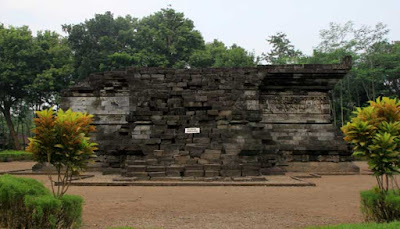 Candi Tegowangi Kediri