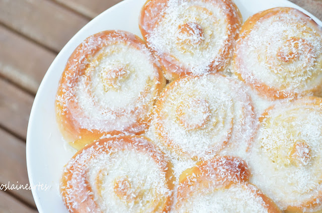 Pães de Leite Condensado e Coco