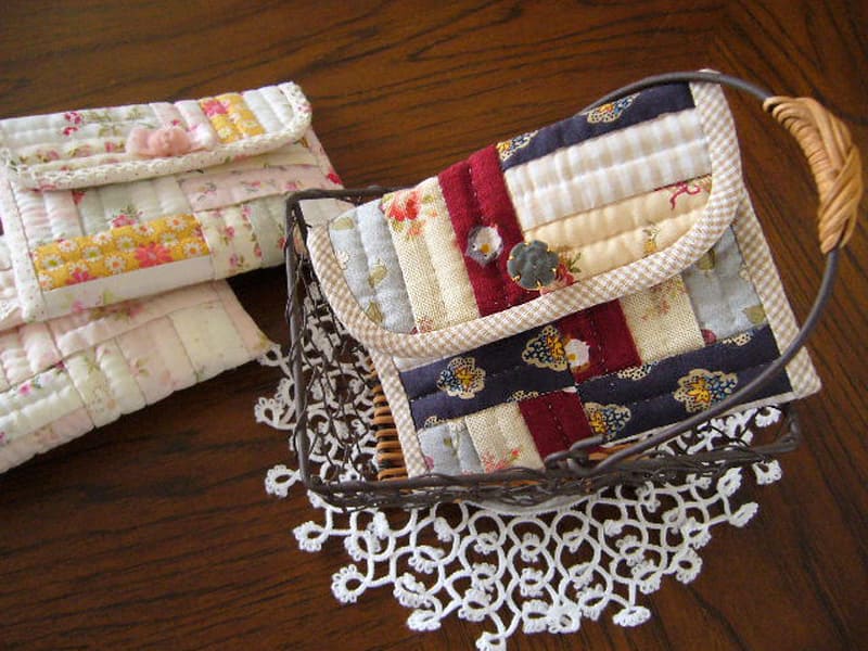 Square Deal Pincushion Tutorial & Pattern ~