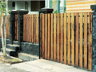 Simple Wood Fence Design