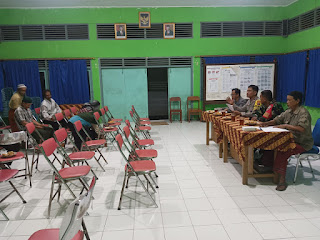 Bhabinkamtibmas Kalurahan Pandowan Menghadiri  Pertemuan Rutin dan Arisan Anggota Linmas