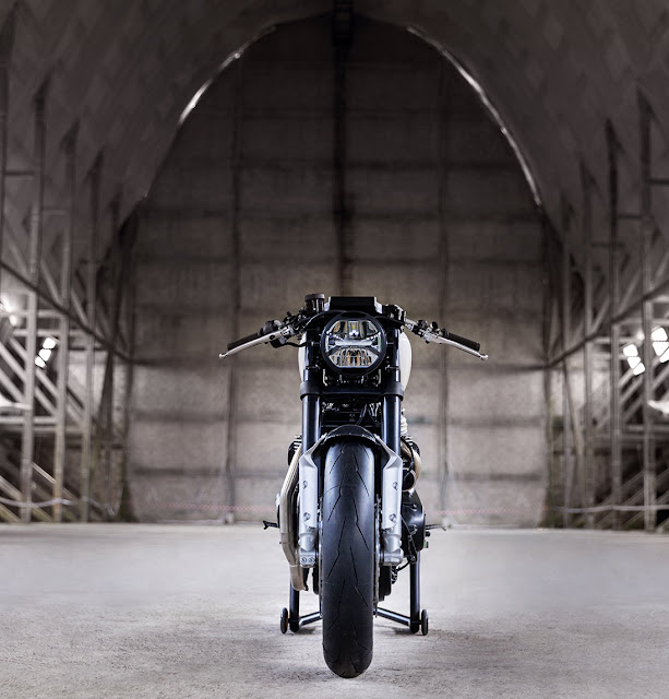 Triumph Thruxton By Bad Winners