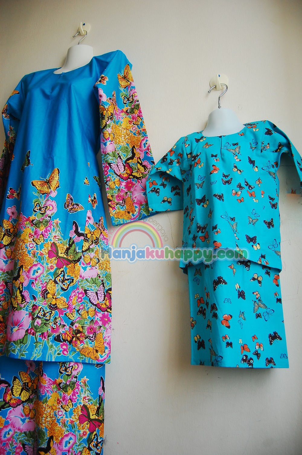 Manjakuhappy Sihat ceria riang bergaya Baju  Kurung  ibu  