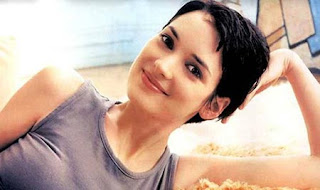 Welcome back, Winona! We missed your pixie ways!