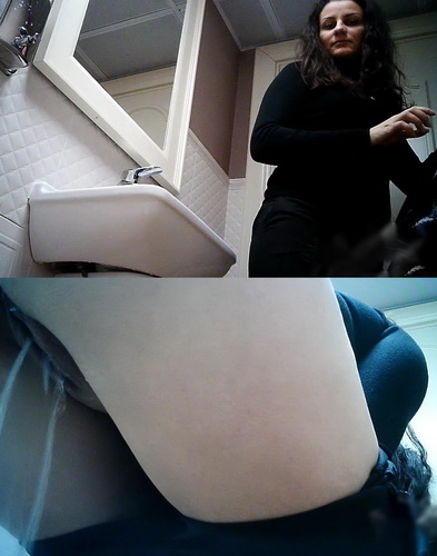 WC 2162-2165 (Women pissing over a hidden camera in the toilet)