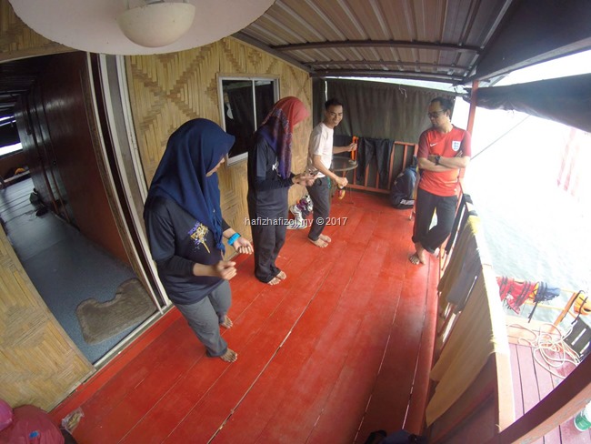 gambar houseboat royal belum