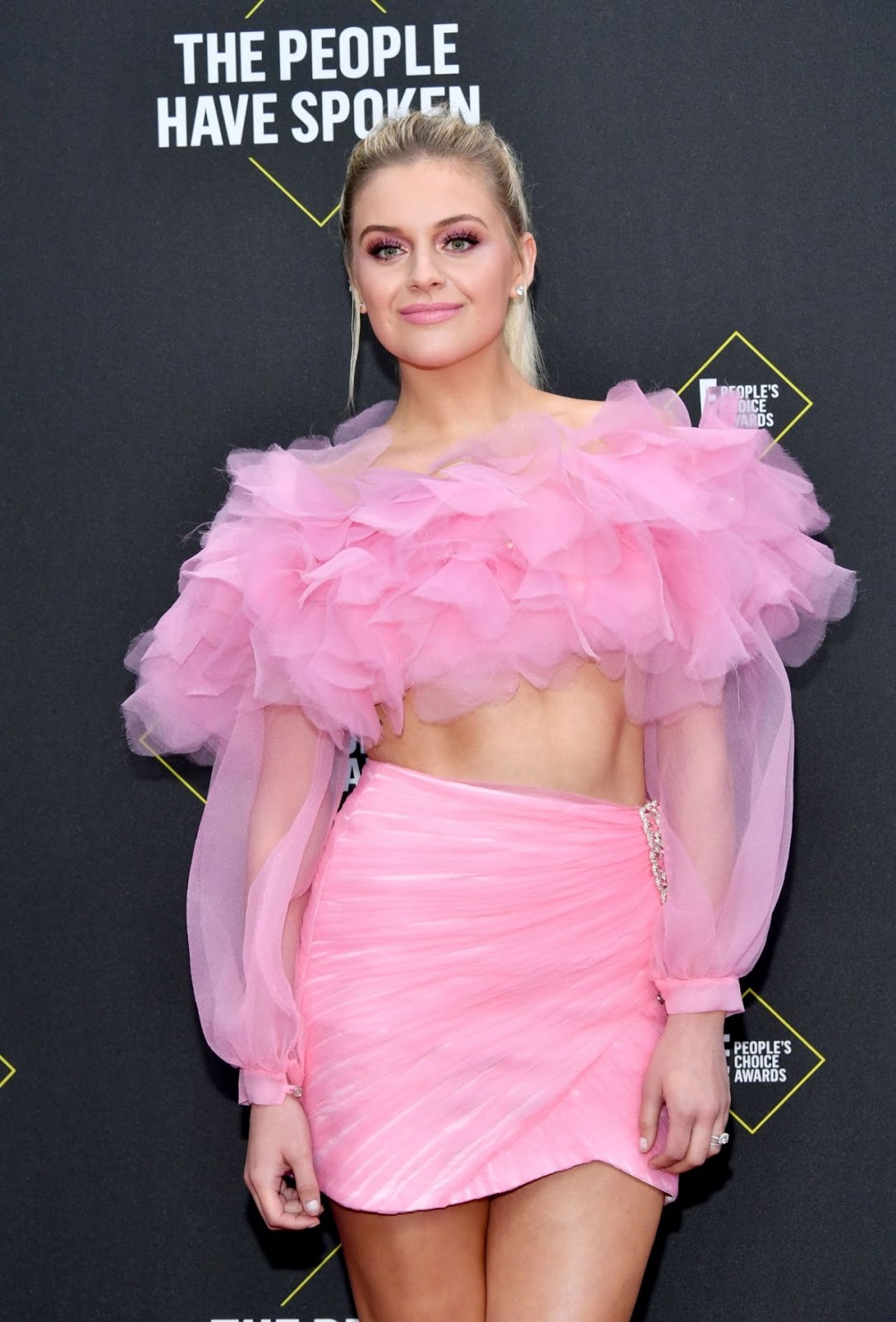 Kelsea Ballerini best female celebrity red carpet dresses