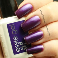 Essie Gel Polish Break A Sweat Swatch