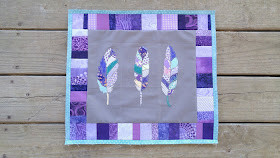 feather round robin quilt