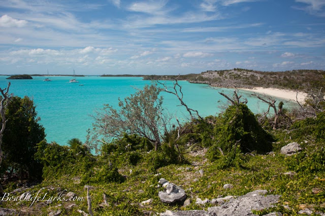 Emerald Rocks Mooring field, Warderick Wells, Exuma Land and Sea Park, Bahamas