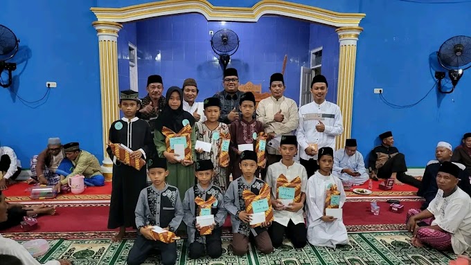 Payuputat,  06 Oktober 2023 kegiatan pembagian hadiah anak anak pemenang lomba memperingati hari maulid nabi SAW