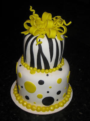 Zebra Birthday Cakes on Sassy Cakes   Your Fondant Cake Design Destination  Birthday Girl