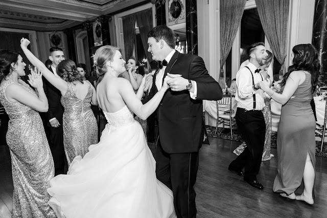 A classic formal winter wedding at the Hotel Monaco and The Belvedere in Baltimore, Maryland Photographed by Heather Ryan Photography