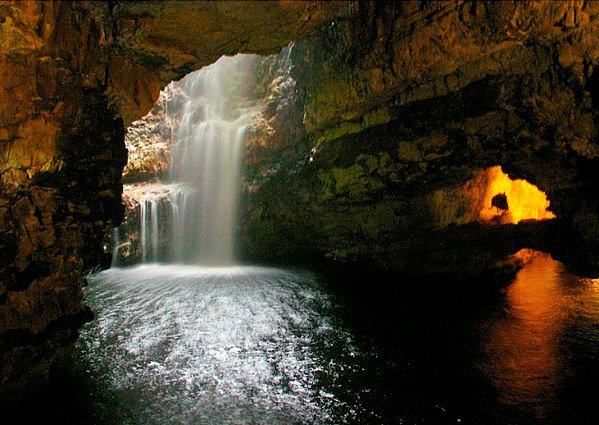 Smoo Cave in Scotland ~ Entertainment-Enter