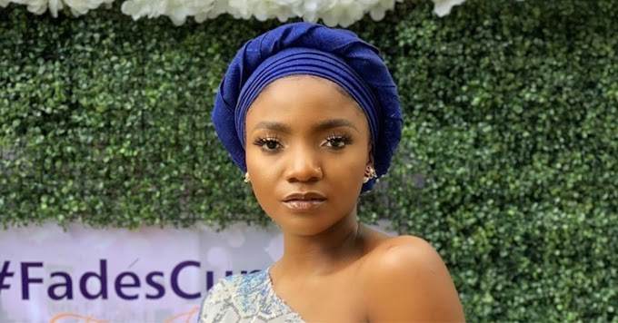  ‘Shame on all of you’ – Singer, Simi attacks Nigerian leaders over lingering ASUU strike