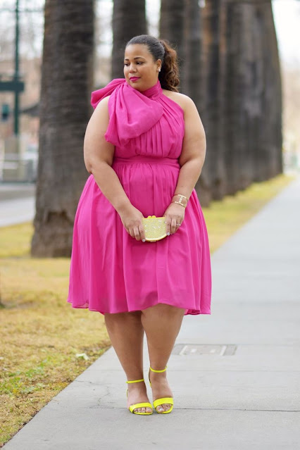 look plus size rosa