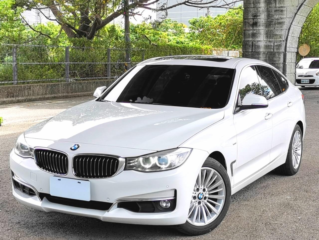 BMW 二手車買賣-2015 BMW 3-Series GT 320i Sport-22.8萬公里-SUM認證車庫