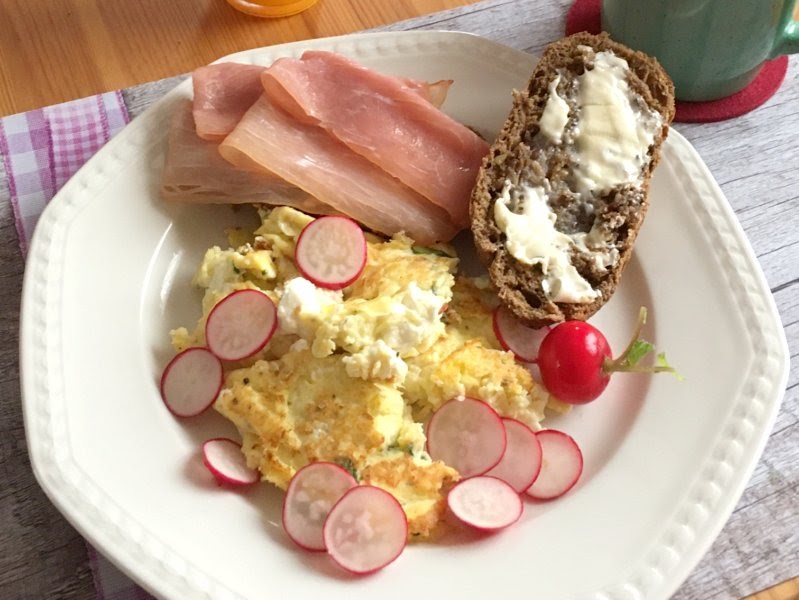 Lecker Bentos und mehr: Cremiges Rührei mit Feta-Käse