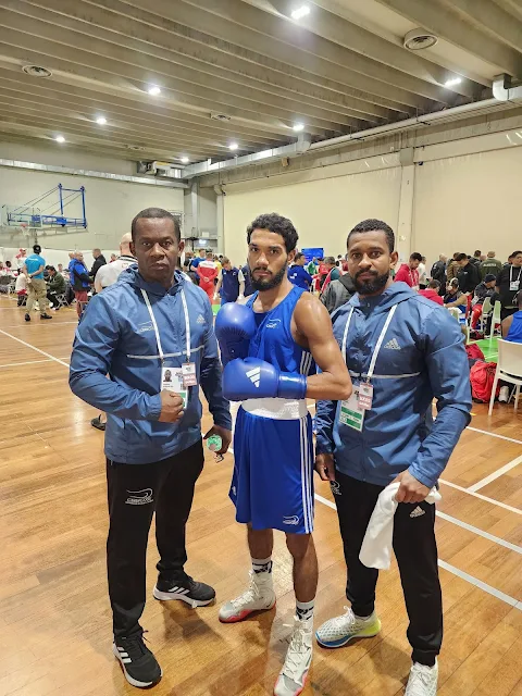 Bolinha domina luta e vence primeira pelo Pré-Olímpico de Boxe