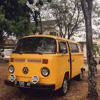 VW Kombi 1977 Akhir...Kuning Kinclong Menantang