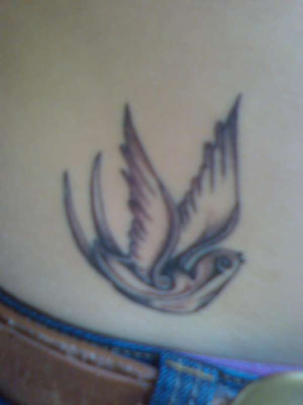 hip tattoo gallery. Swallow Hip Tattoos