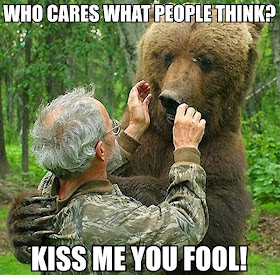 30 Funny animal captions - part 18 (30 pics), bear meme, kiss me you fool
