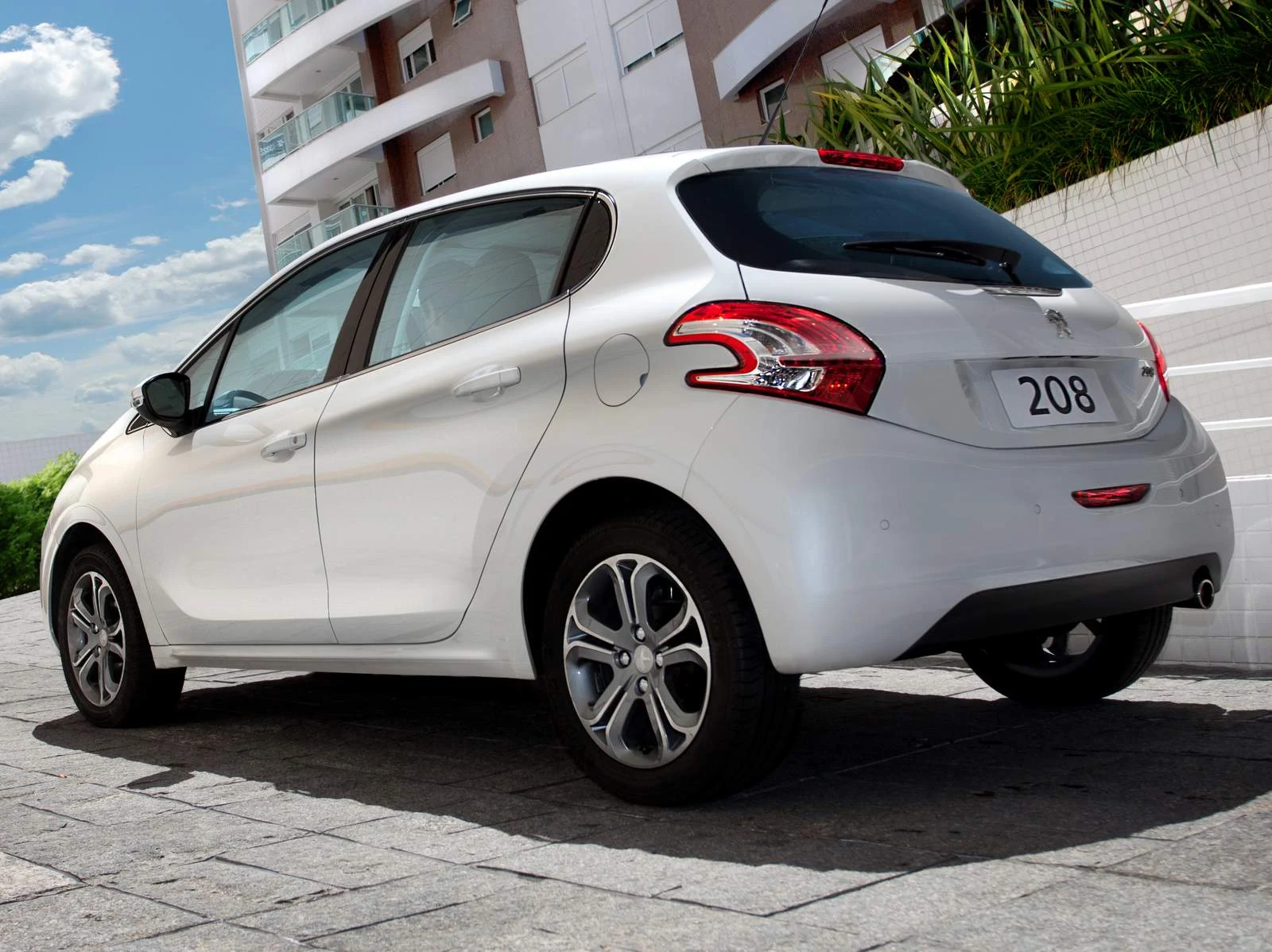 Peugeot 208 2015 Branco - Preço