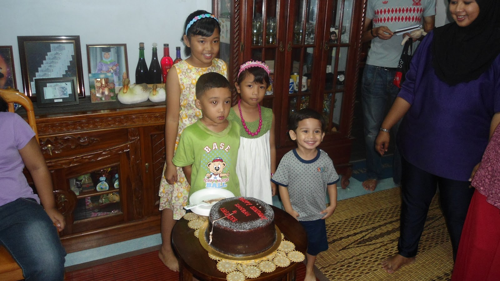 Jendela Hati: Birthday Party Kakak & Adik