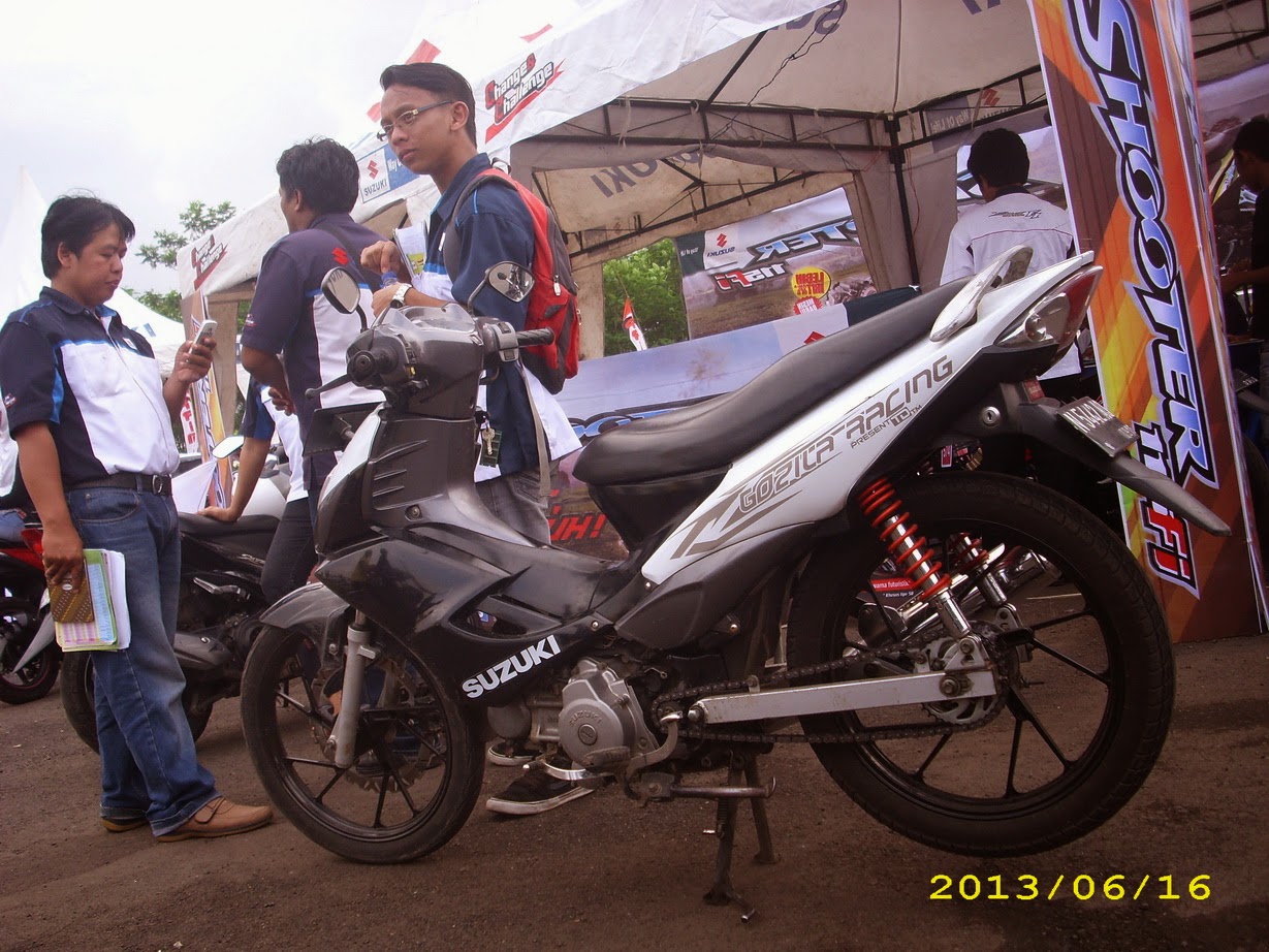 Kumpulan Foto Modifikasi Motor Suzuki Arashi Modif Paling Keren