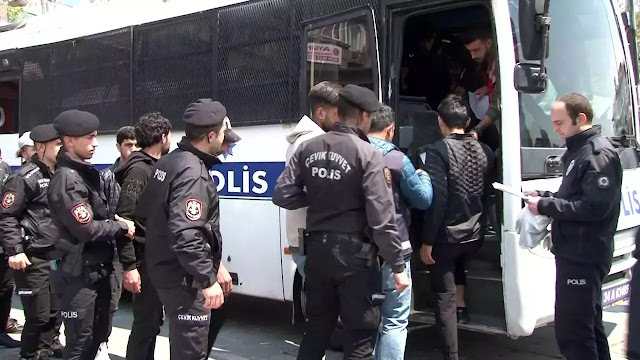 Istanbul Governor's Office asks unregistered Syrians to leave