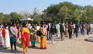 सुशासन दिवस के अवसर पर शासकीय अधिकारियों व कर्मचारियों ने ली शपथ