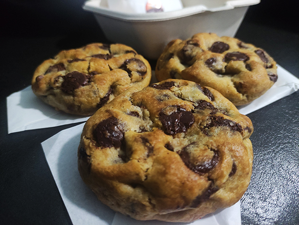 100g chocolate chip cookies