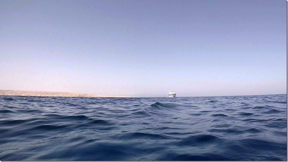 GOPR0436.MP4_snapshot_00.14_[2018.10.24_14.42.48]_cr