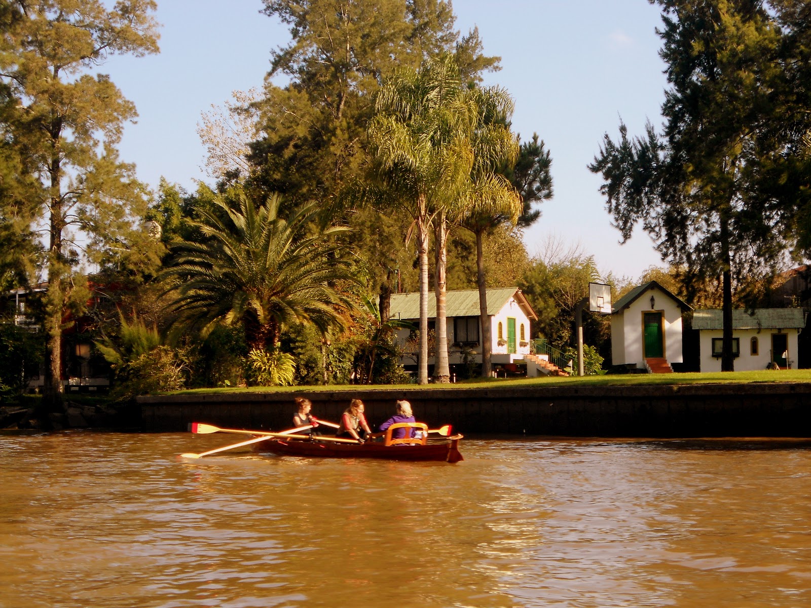 travel-blog: The Tigre Delta