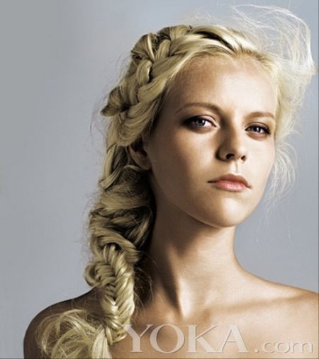 fishtail braid tutorial. a very fishtail braid,