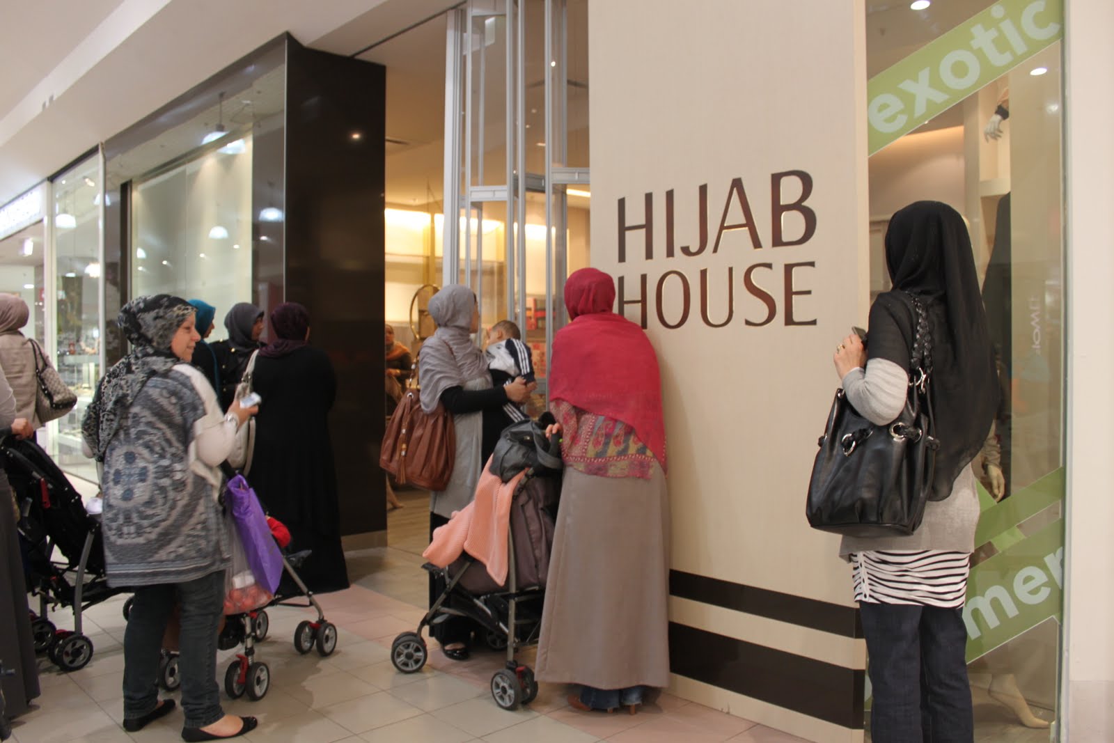 Muslim Street Fashion: Hijab House Summer Collection is 
