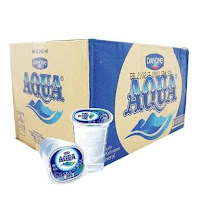 harga aqua gelas