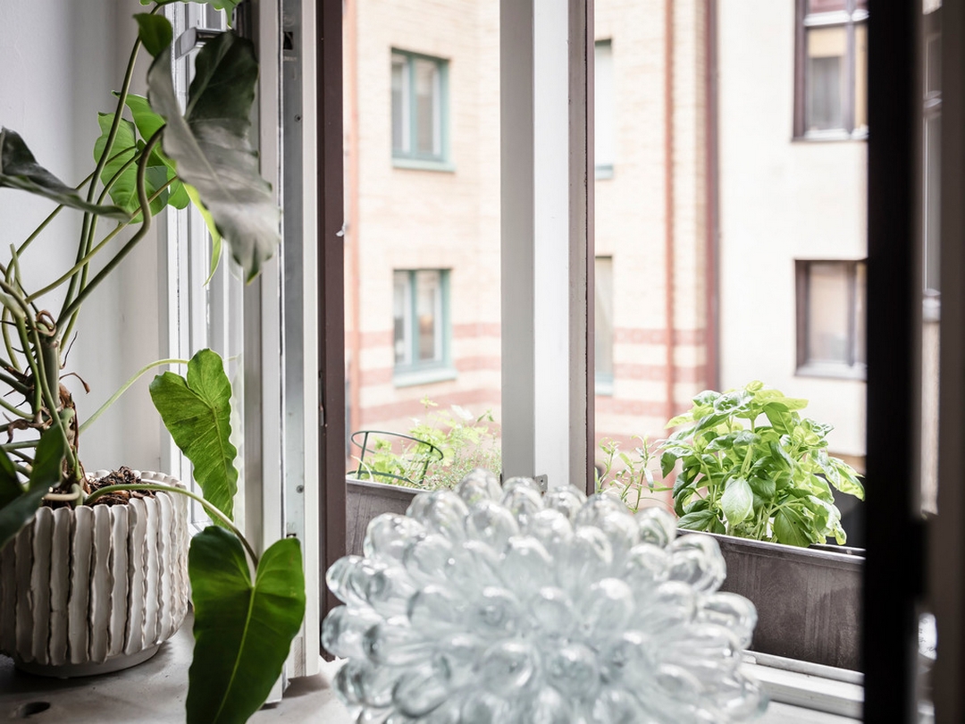 UN DUPLEX AUX PLAFONDS À CAISSONS