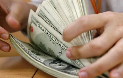 DOLAR