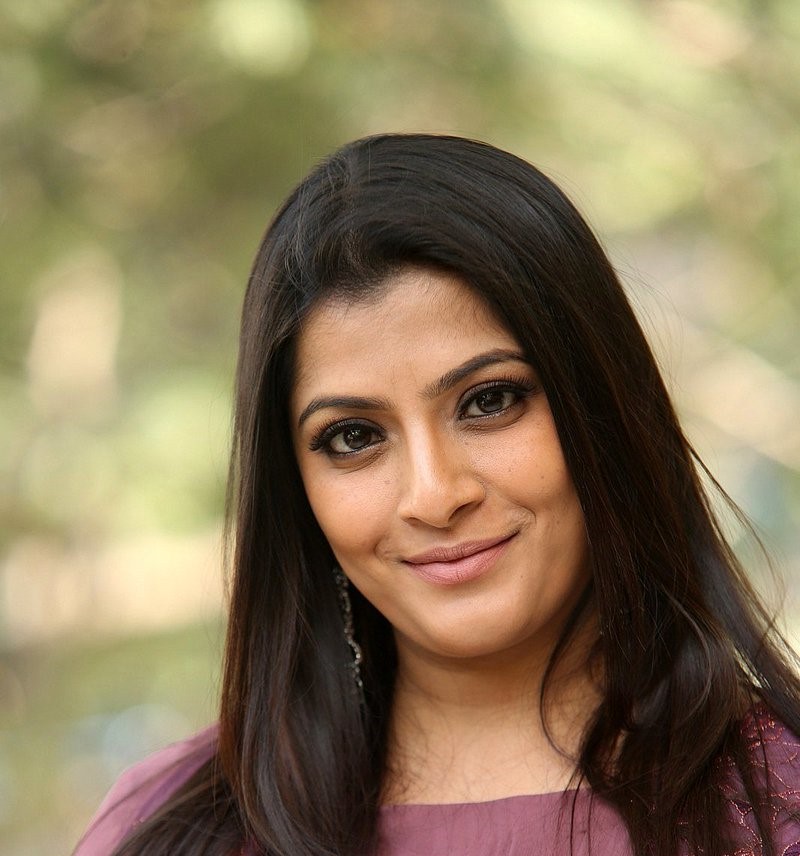 #Actress #VaralaxmiSarathkumar Photos BioGraphy Height FullMovies TVShows Interviews