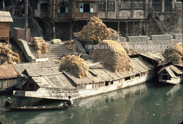 Houseboats at Jhelum River Srinagar, Kashmir, India.