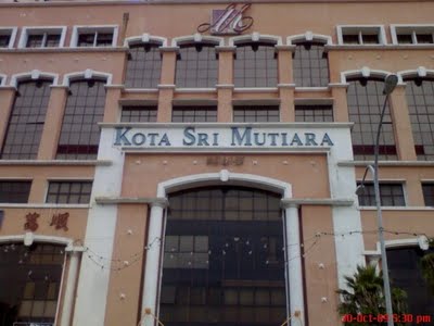 Shopping-Shopping di Kelate: Shopping Inside Kota Sri Mutiara.