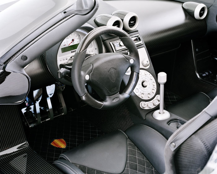 Fast Cars Online: Koenigsegg CCX Interior