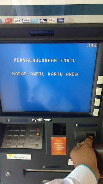 Penyalahgunaan Kartu ATM BNI Harap Ambil Kartu Anda kenapa atm bni tidak bisa tarik tunai